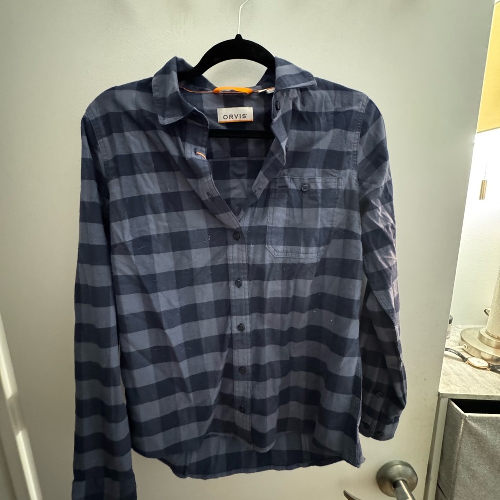 NWT women’s Orvis blue flannel button down shirt